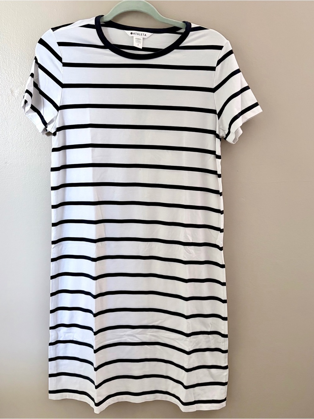Athleta Striped T-Shirt Dress Size Small S Short Sleeve White Navy Crew Neck